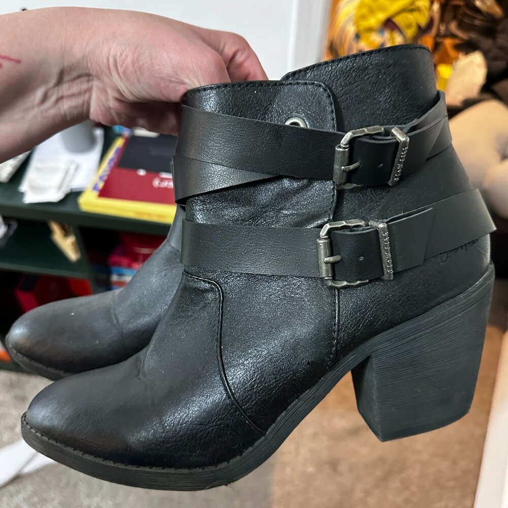 Womens size 13 Blowfish black ankle boots with 2in block heel